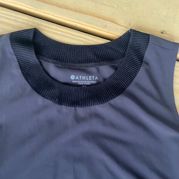 Athleta Zephyr Shell Black Tank EUC Size XS 291879 Ribbed Knit Featherweight - Picture 5 of 8